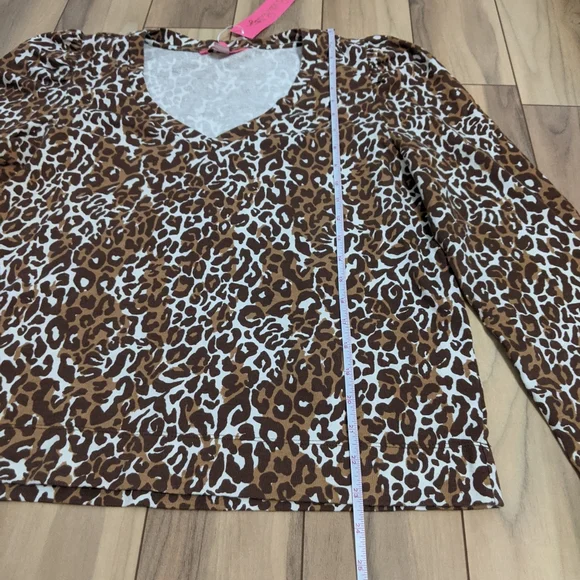 NWT! Lilly Pulitzer Jansen V-Neckline Sweatshirt Chocolate My Favorite Spot L - Picture 10 of 13